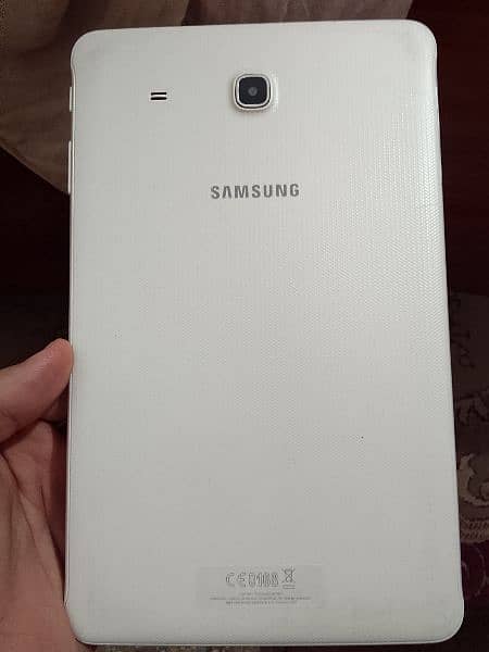 Samsung Galaxy tab E 9.6 0