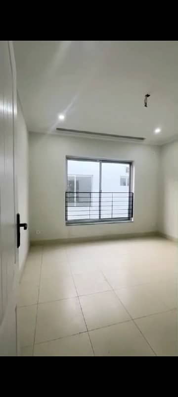 5 marla 2 bedroom apartment for sale in bahria orchard 10
