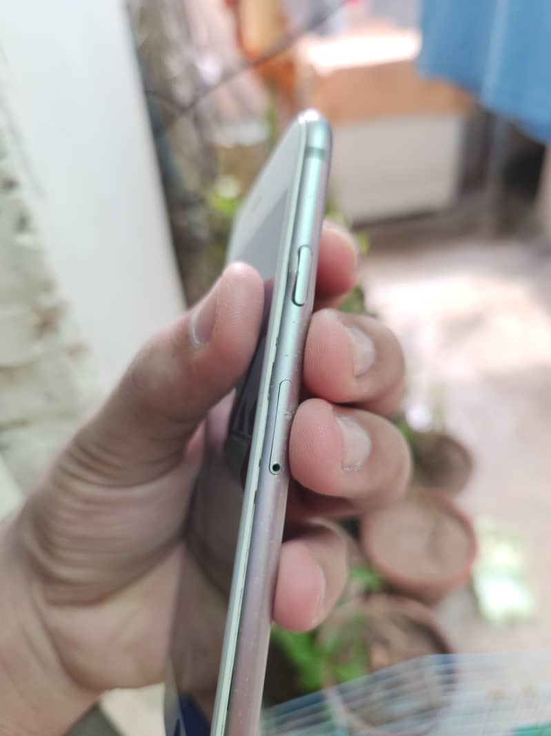 iphone 6 PTA APPROVED Condition 10/8 3