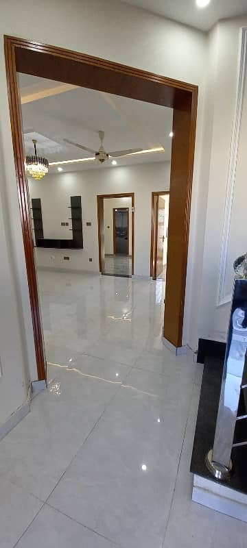 10 Marla House For Rent In Bahria Orchard phase 1 Lahore 15