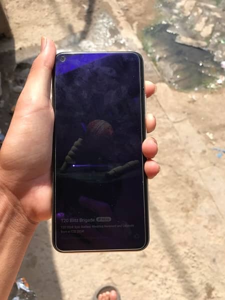 vivo y30 10/9 no open with box charger all ok 3
