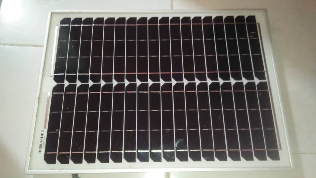 Small solar plate 10