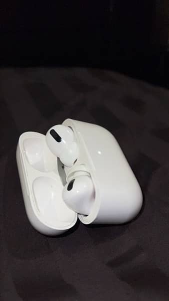 Apple Airpods Pro (2nd Generation) 2
