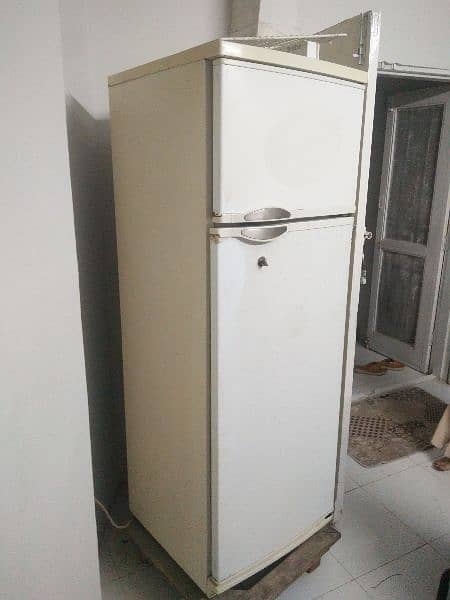 fridge 4 sale - 03332156928 0