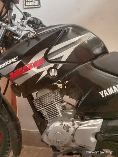 Yamaha Ybr G (2017) 4