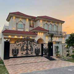 1 Kanal Brand New First Entry House For Sale Near Wapda Town Valencia Town Lahore.