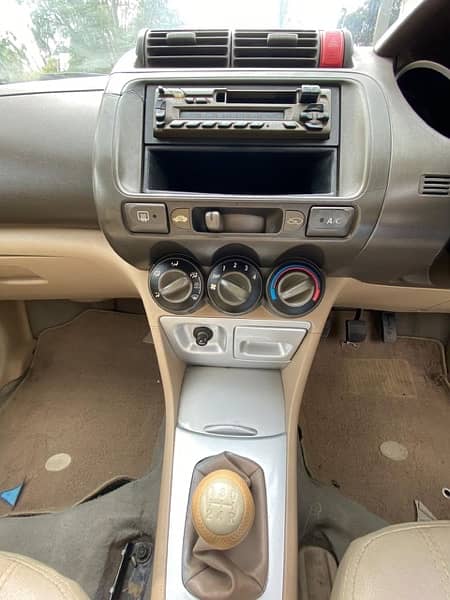 Honda City IDSI 2005 11