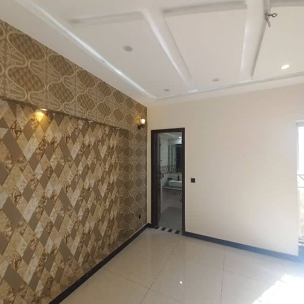 5 Marla New House For Rent in Bahria Town Lahore 4