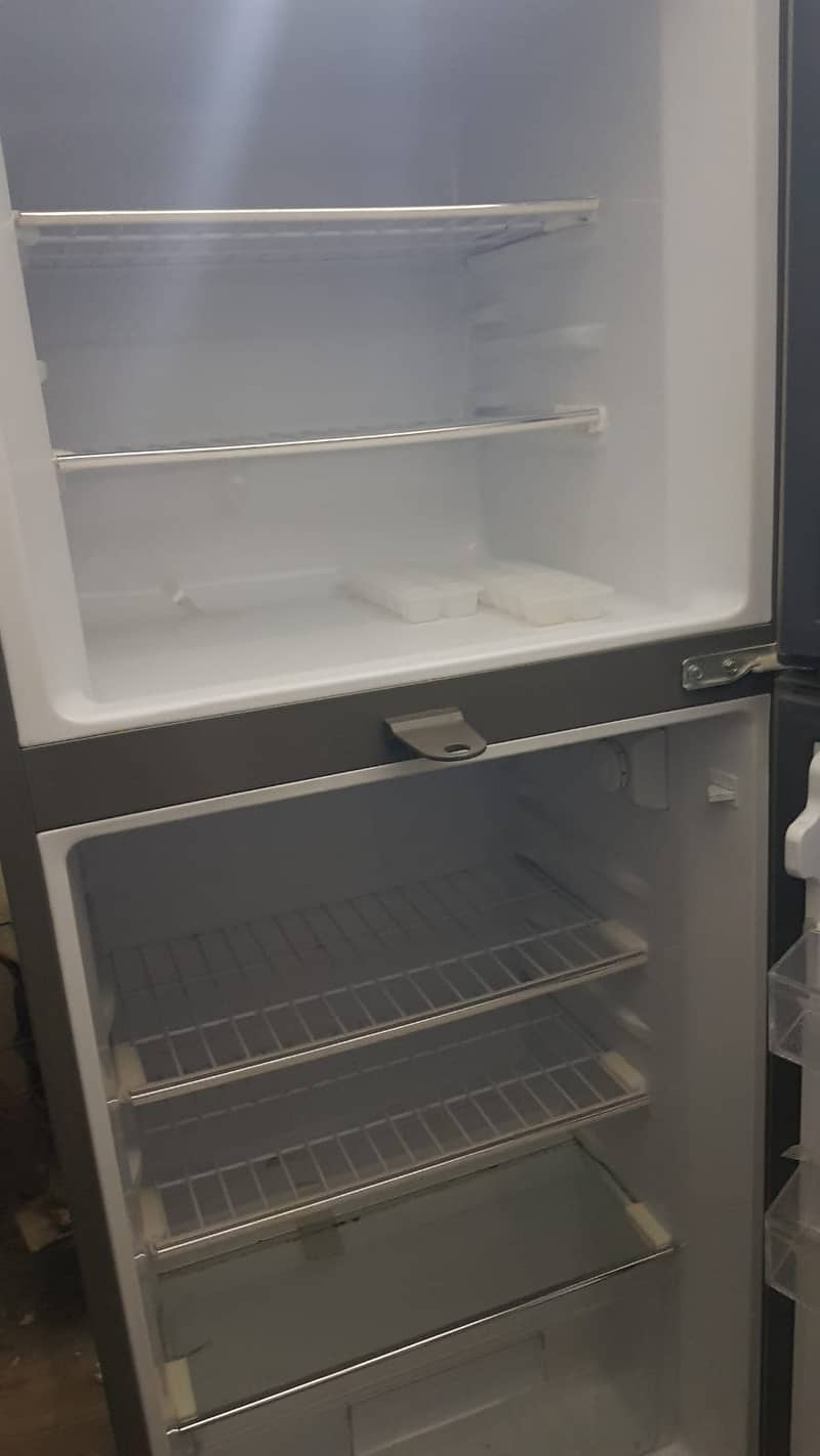 New condition haier refrigerator/fridge with stand HRF-246 216L 3