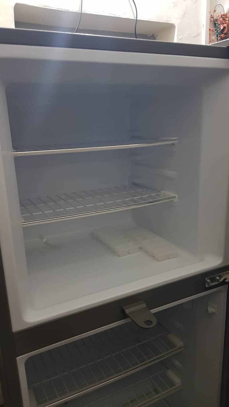 New condition haier refrigerator/fridge with stand HRF-246 216L 4