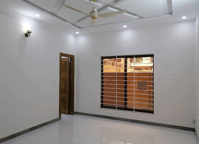 Lower Portion In Bahria Town Phase 4 For Rent 0