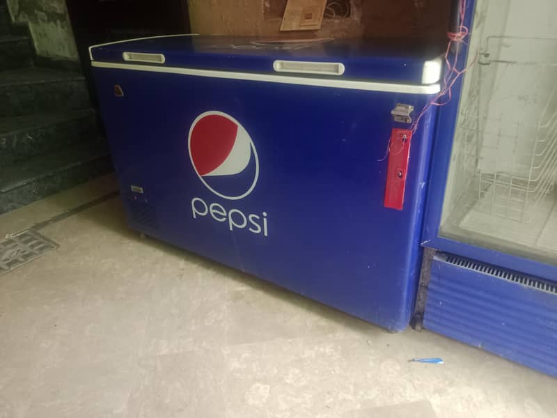 Deep Freezer in good Condition for Sale (03334357192) 2