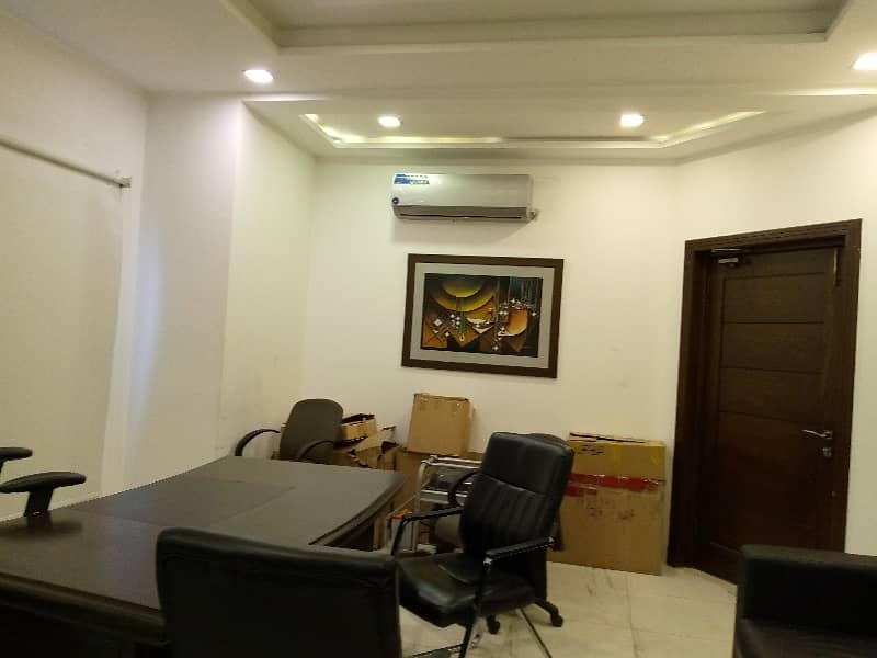 3 Kanal (10 Thousand Square Feet) Furnished Office Block Available For Rent. 28