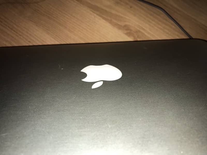 Mac book air 2015 Early 0