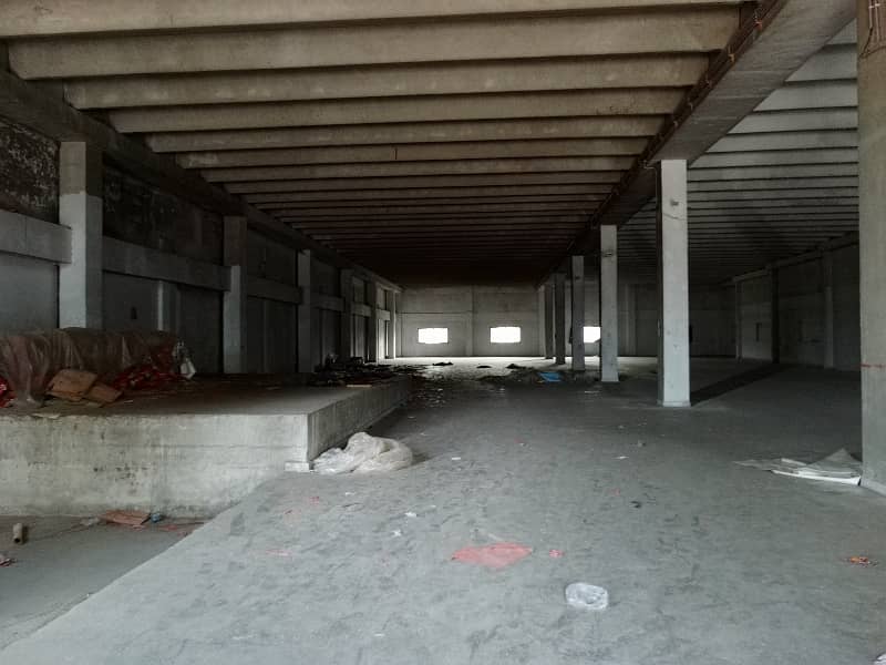 4 Kanal warehouse available for rent. 3