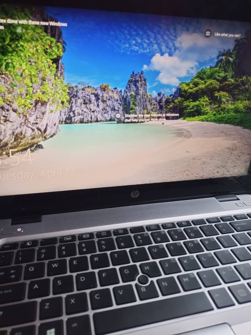 Hp i5 6th generation 8/256 GB 5