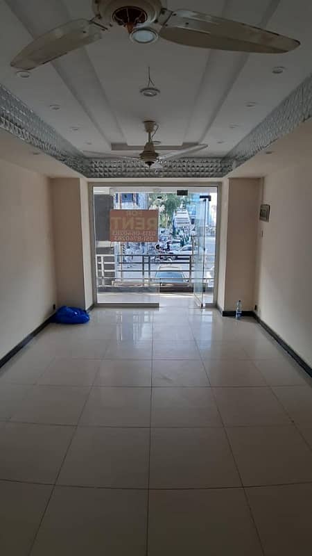 Brand New 500 sqft shop for rent in prime location of Pakistan Town. 2