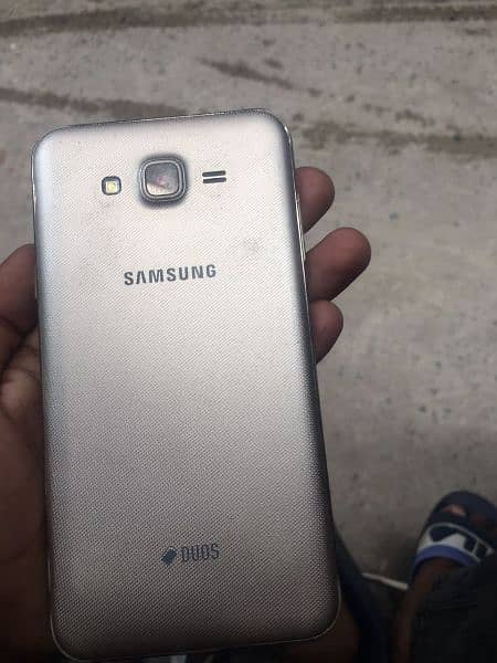 Samsung j7 all ok 16gb memory 0