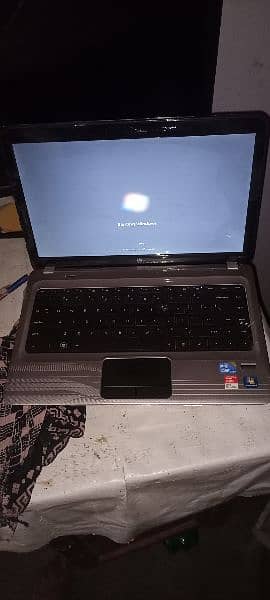 hp laptop i5 1st generation just like new . . . . . 0