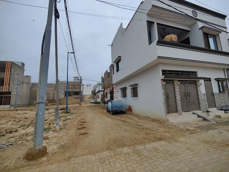 245 SQ-YARDS CORNER PLOT 60 FIT ROAD NORTH TOWN RESIDENCY PHASE 1 14