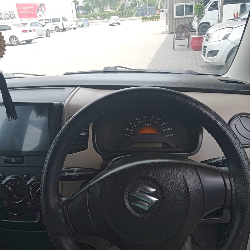 Suzuki Wagon R 2019 5