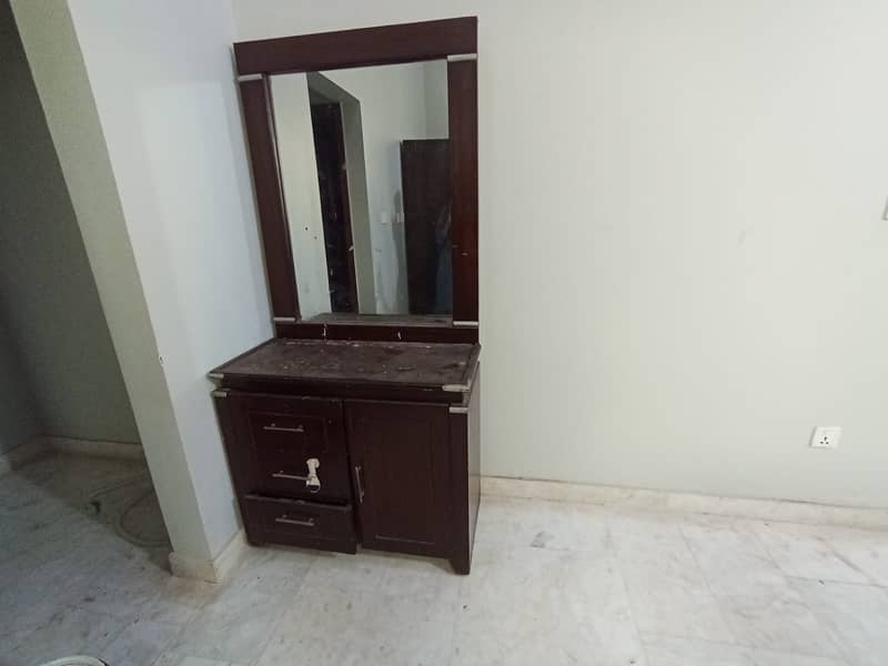 furniture avaible for sale 4
