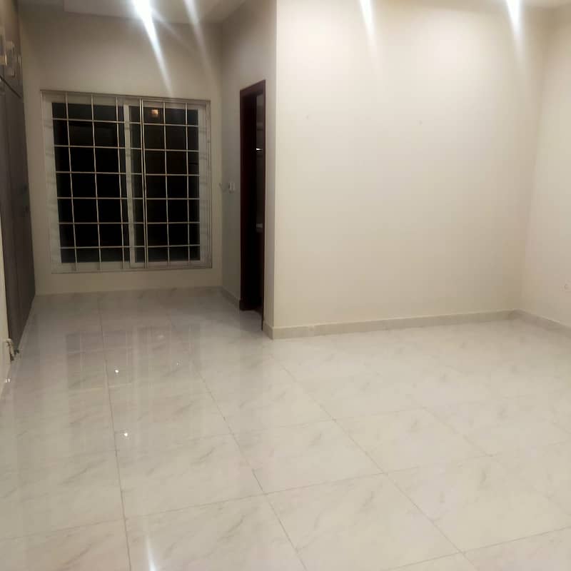 10 Marla upper portion available for rent in sector C1 5