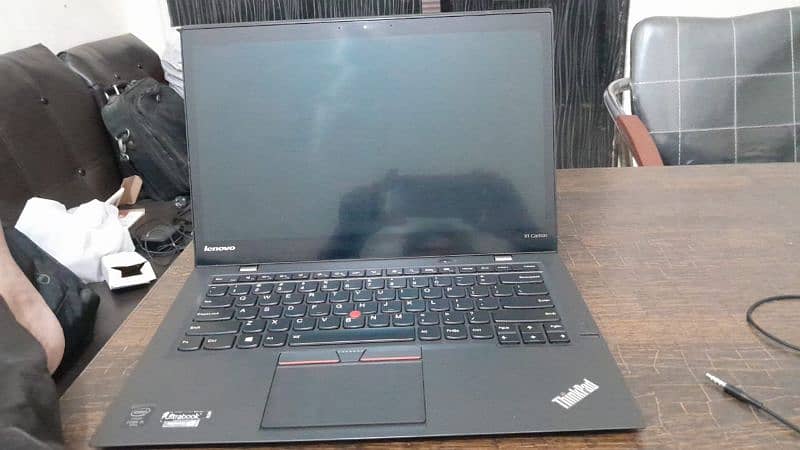 X1 carbon i5 5th RAM 8gb pc3L SSD M2 128gb Ultrabook touch screen. . . 0