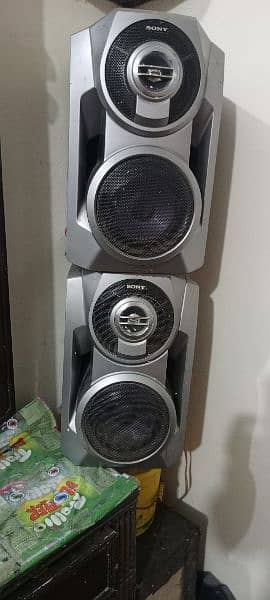 denon Amplifier Avc 1580 and Speakers 4