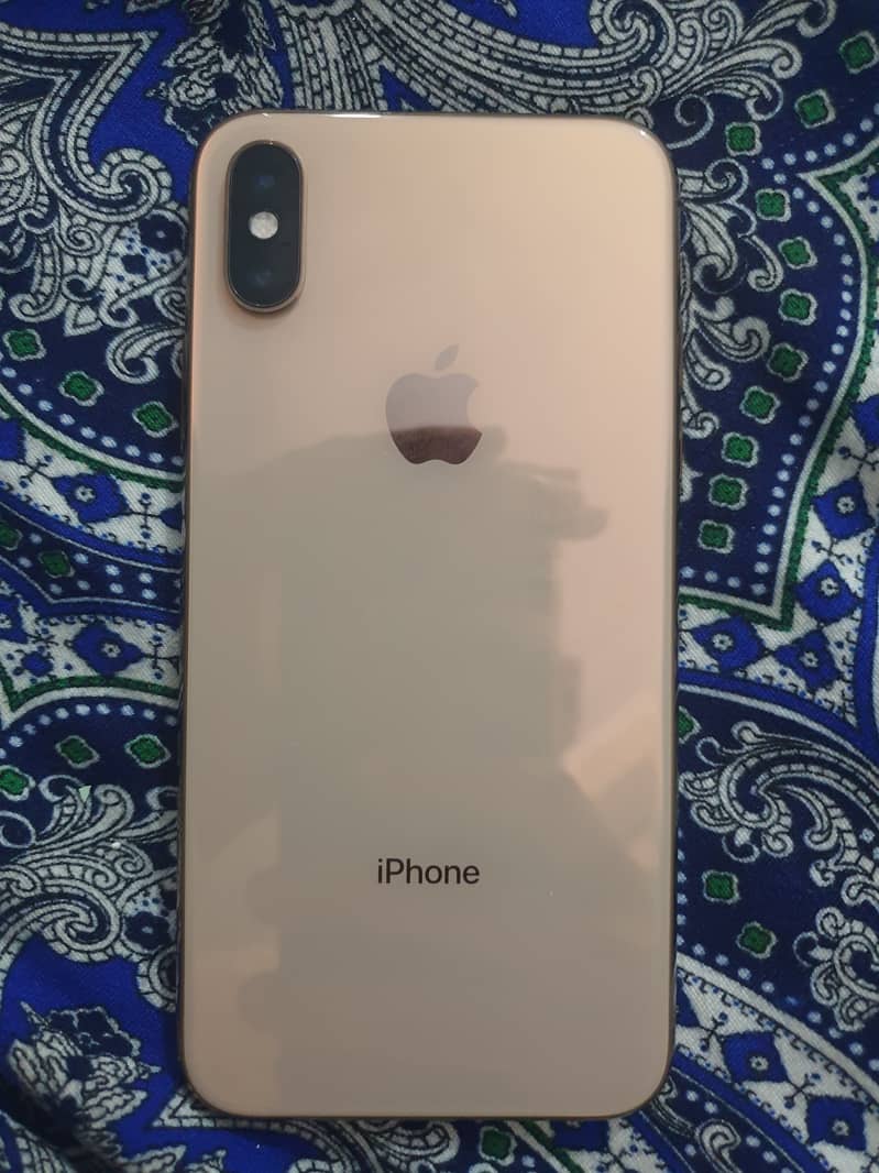 iphone xs golden 64 gb 10by 10 0