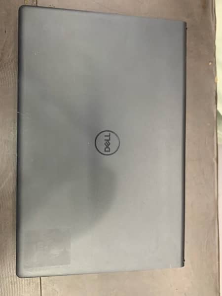 Dell 3510 i5 11 th 8gb ram 256 ssd 0