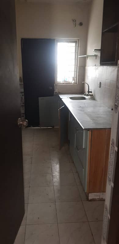 4 marla independent house for rent Edenand, Block D,Lahore 11