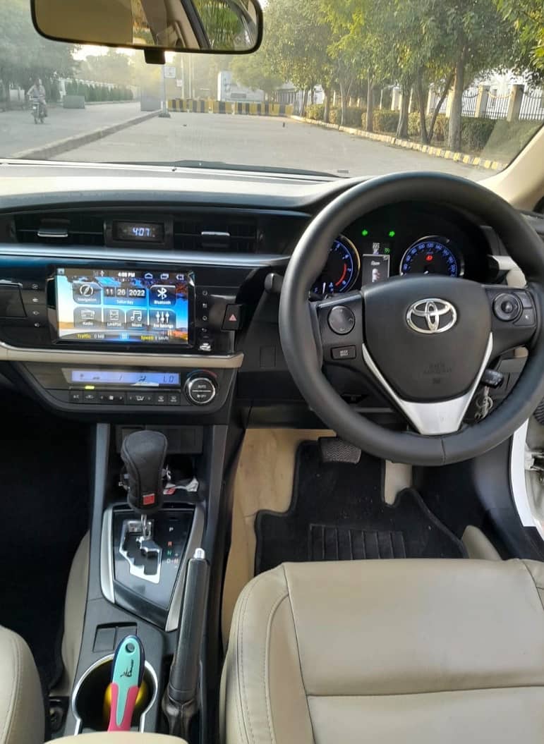 Toyota Altis Grande 2016 3