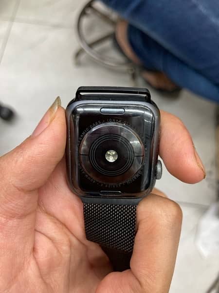 APPLE WATCH SERIES 4 40mm 8