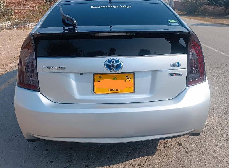 Toyota Prius 2013 3