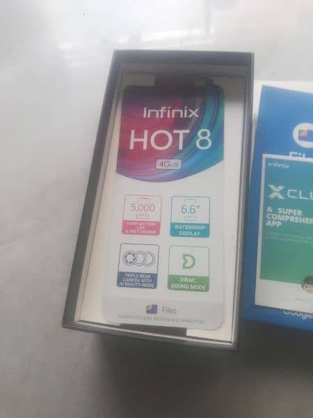 Urgent Sale Infinix Hot 8 4/64 with box. 6