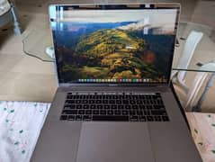 MacBook Pro l 2018 | 32Gb | 256Gb 0