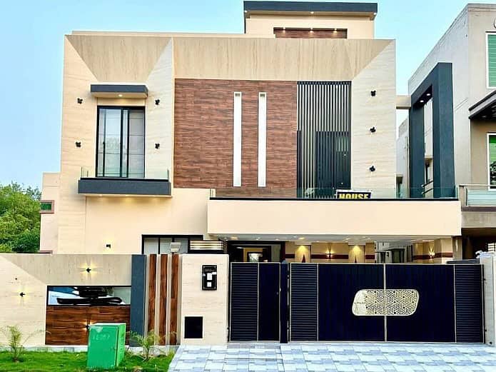 10 Marla stylish & modern House Available for sale in Sector C Bahria Town Lahore 0