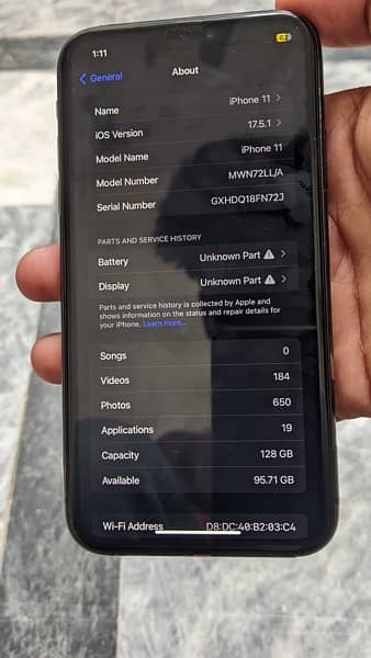 iPhone 11 128gb factory unlock 10/10 condition 5