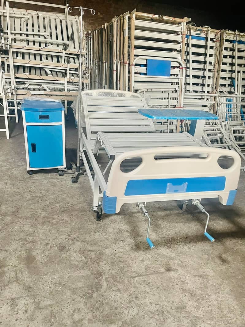Manufacture Hospital Furniture Medical Bed Patient Bed Surgical Bed 19