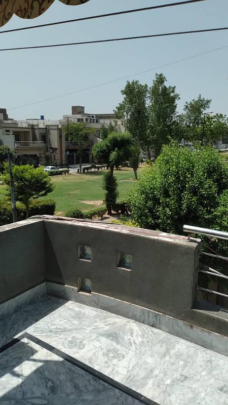 Eden Garden Society Boundary Wall Canal Road Faisalabad* (*5 KVA Solar install 4.5 Marla Double Story House For Sale 10