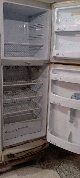 refrigerator pell 1