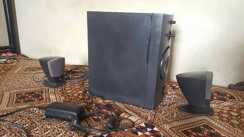 Harman Kardon 2.1 Speakers woofer sound system Made by Samsung 6