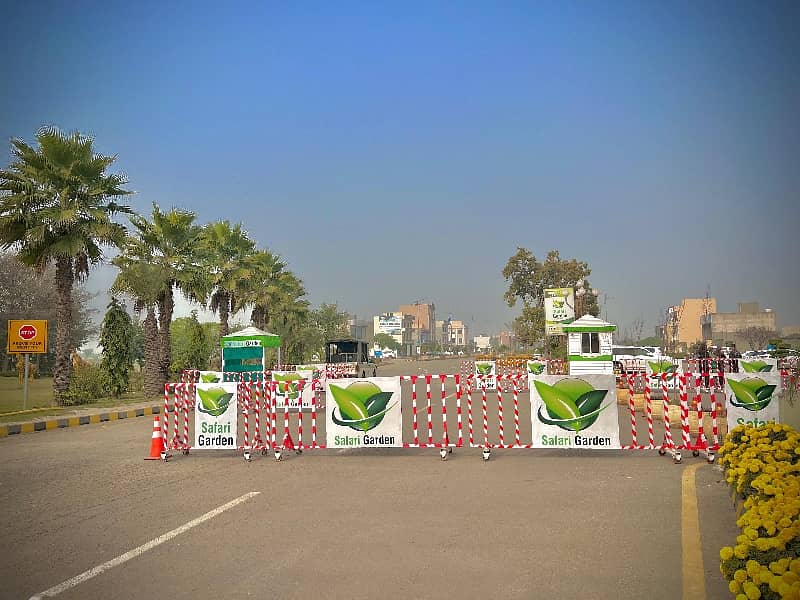 Prime Location Commercial Plot Of 8 Marla Is Available In Contemporary Neighborhood Of Safari Garden Housing Scheme 2