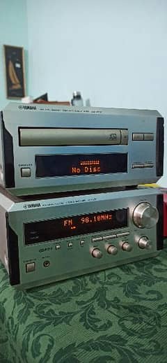Yamaha   CDX-E200 Natural Sound Stereo Receiver & Compact Disc Player