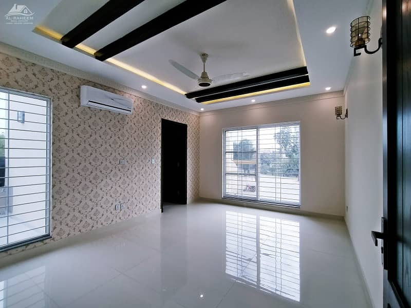 OWNER NEEDY 1 KANAL ORIGINAL FAISAL RASOOL DESIGN SPANISH BANGALOW FOR SALE NEAR TO PARK. 28