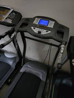 treadmils.