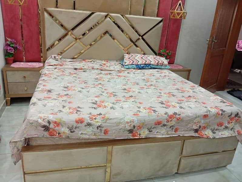 velvet poshish bed dressing with side tables 1