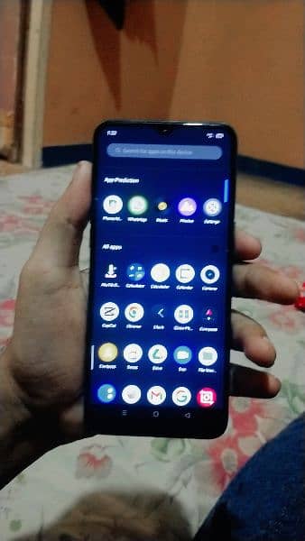 Realme 5i 4/64 GB with charger 4