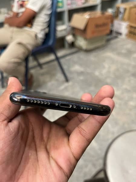 IPHONE 11 PRO MAX PTA APPROVED 2